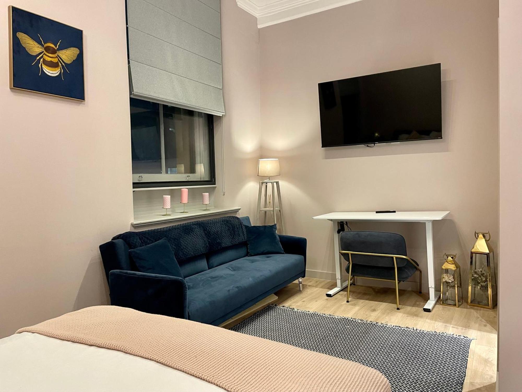 Stunning 2 Bed Apartment In Greater مانشستر المظهر الخارجي الصورة