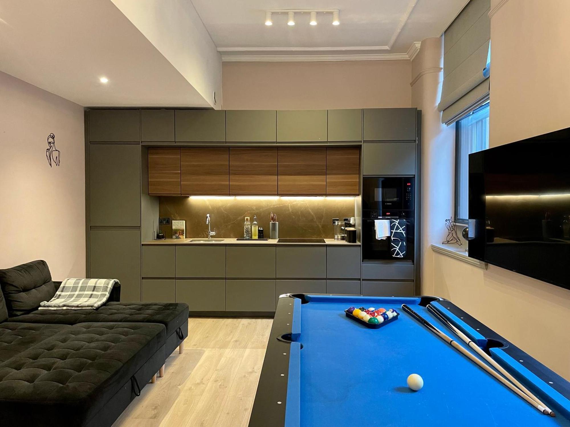 Stunning 2 Bed Apartment In Greater مانشستر المظهر الخارجي الصورة